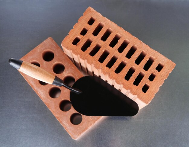 Ile kosztuje paleta cegieł przy budowie domu?