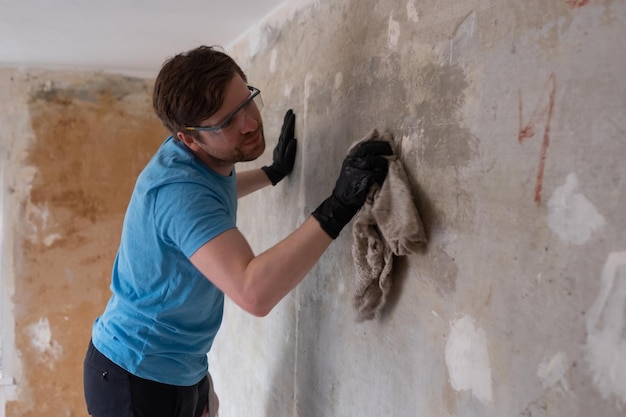 Jak uszczelnić ściany w piwnicy, żeby uniknąć wilgoci?