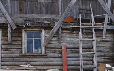Jak ocieplić stary drewniany dom i nie stracić jego uroku?