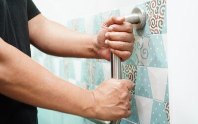 Jak ozdobić płytki łazienkowe, by nadać wnętrzu nowy charakter?