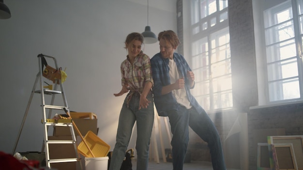 Nowy dom czy remont starego – co wybrać przy planowaniu przyszłości?