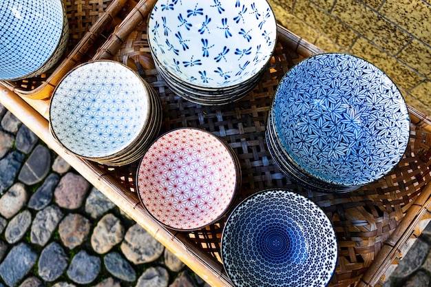 Czy można położyć kafle na kafle bez obaw o trwałość?