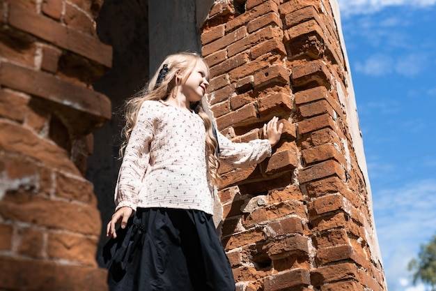 Jaką zaprawą murować komin, by był trwały i bezpieczny?